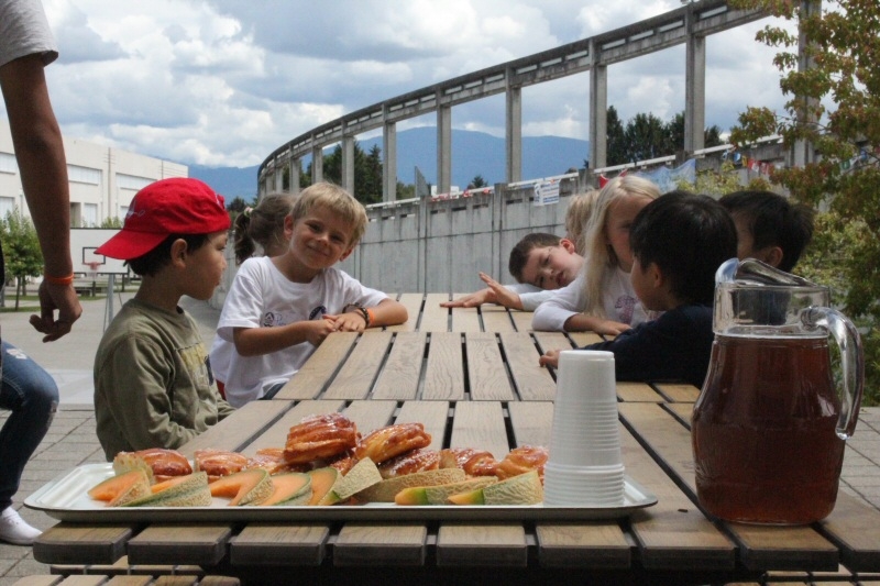 Village Camps International Summer Camp VDC Geneva 2016-08-12 https://www.villagecamps.com/journals_admin/images/332-23-Picture 091.jpg
